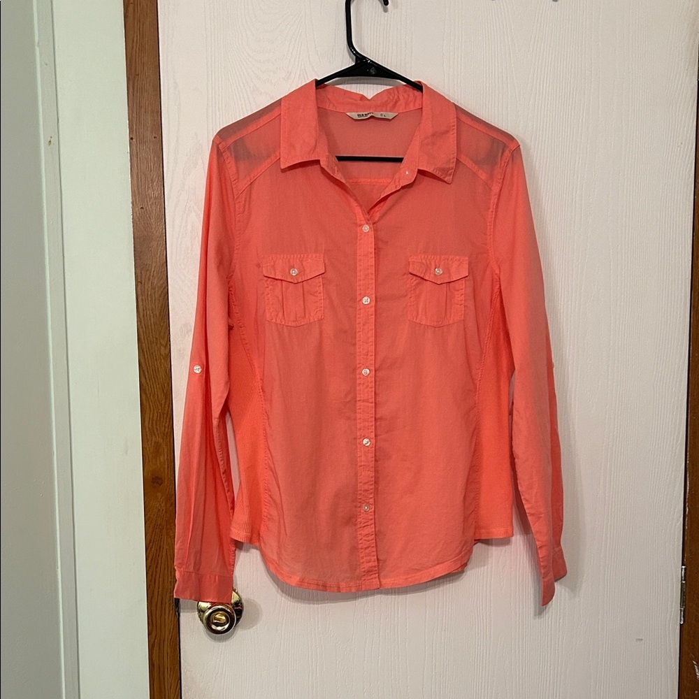 Old Navy Coral Button-Up Shirt Size Large
